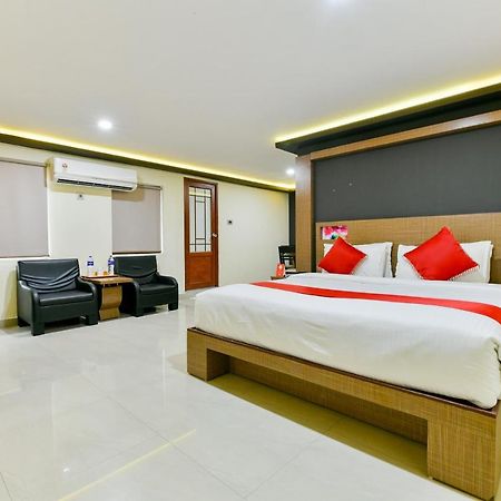 Oyo 1889 Hotel Aj Park Alappuzha Exterior photo