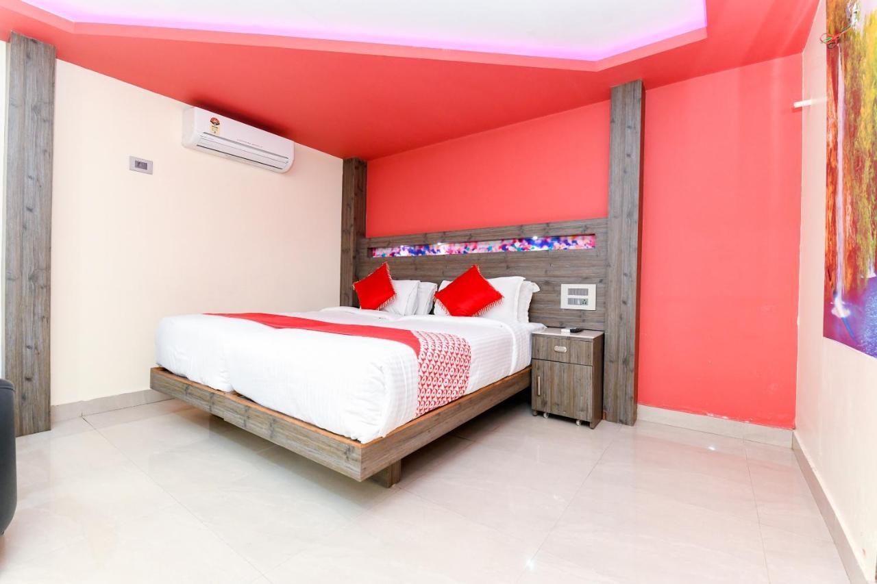 Oyo 1889 Hotel Aj Park Alappuzha Room photo
