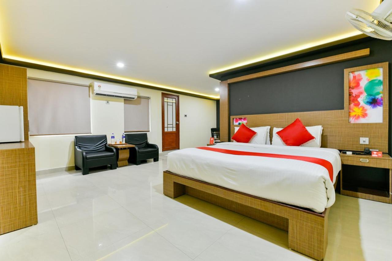 Oyo 1889 Hotel Aj Park Alappuzha Exterior photo