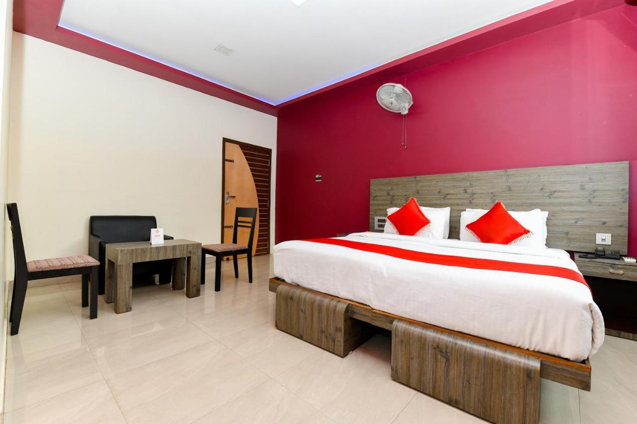 Oyo 1889 Hotel Aj Park Alappuzha Exterior photo