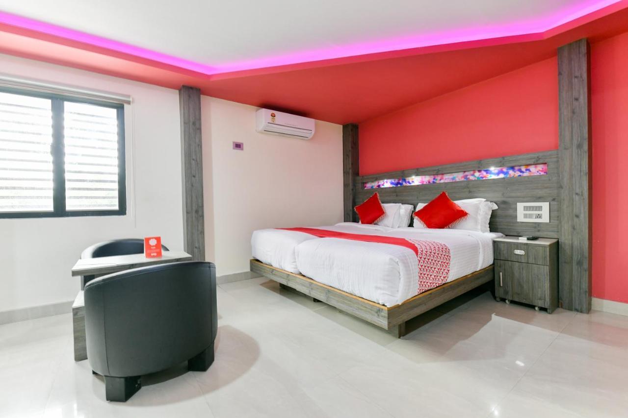 Oyo 1889 Hotel Aj Park Alappuzha Exterior photo