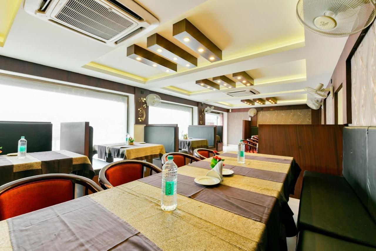 Oyo 1889 Hotel Aj Park Alappuzha Exterior photo